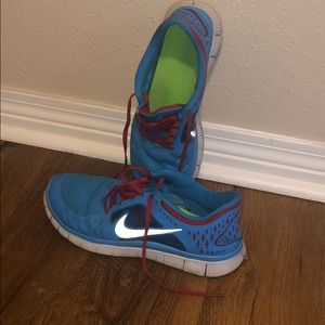 Nike Tennis Shoes